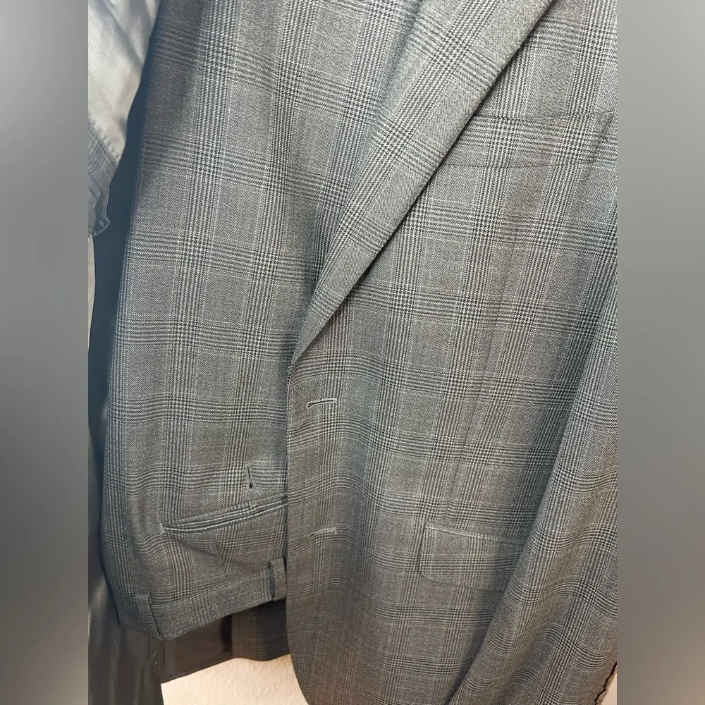 J.Hilburn Custom Men’s Suit - Ermenegildo Zegna Wool Gray Plaid - EU Made S40